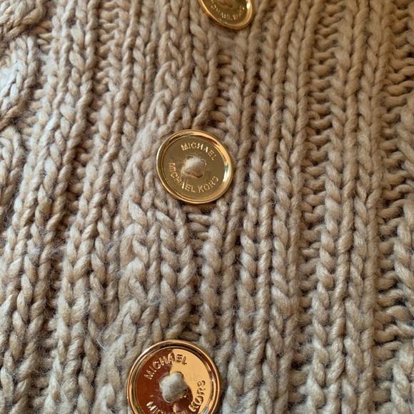 MICHAEL KORS CABLE KNIT SWEATER SCARF GOLD BUTTONS WOMENS GIRLS TEEN DESIGNER - Picture 5 of 5
